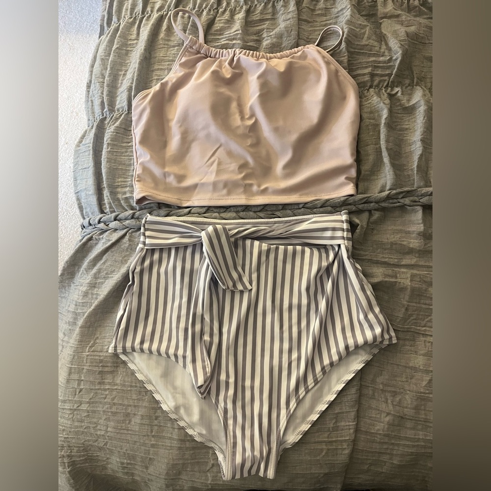 Tan tankini